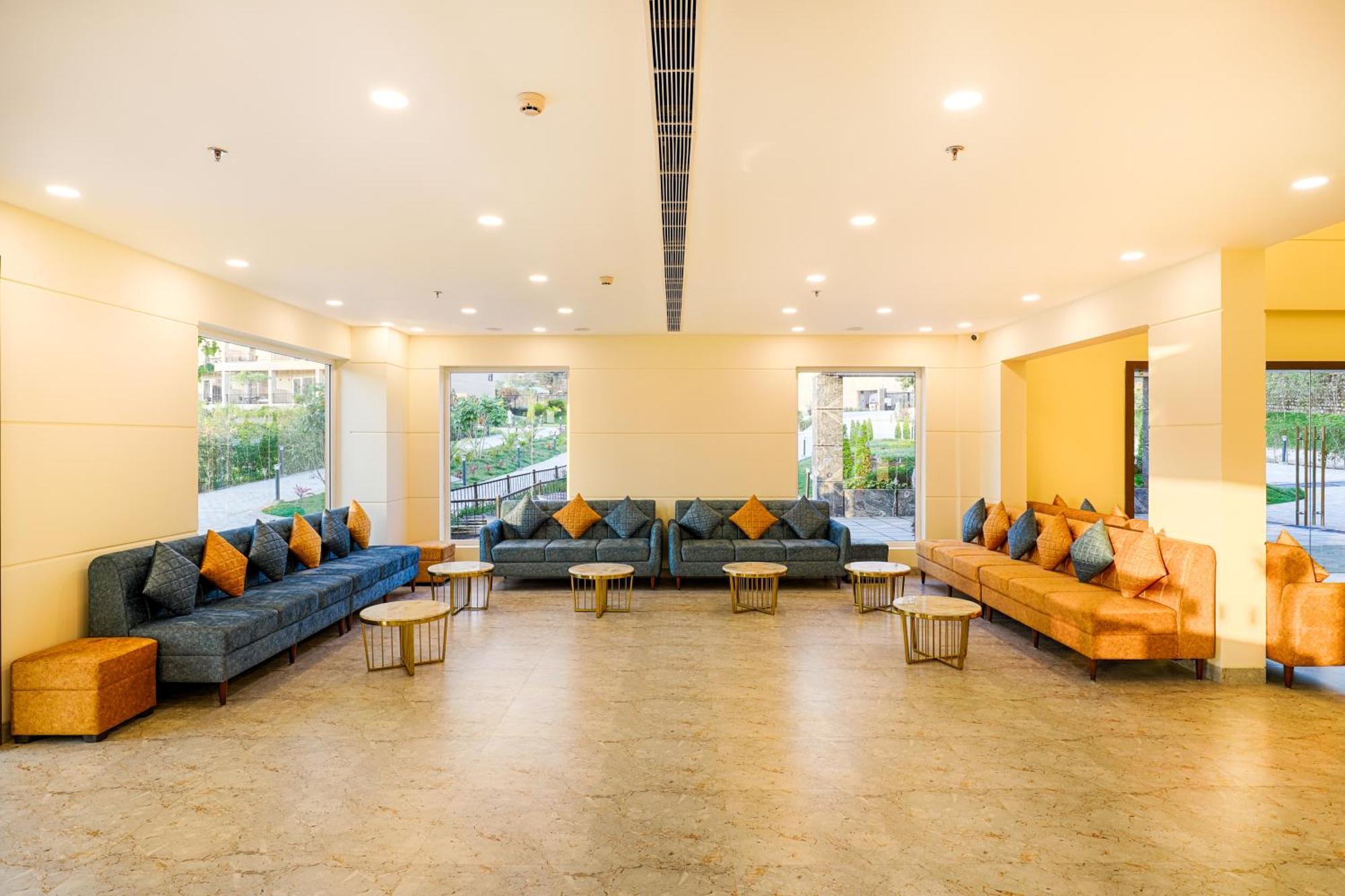 Club Mahindra Patkote Hotel Nainital Exterior photo